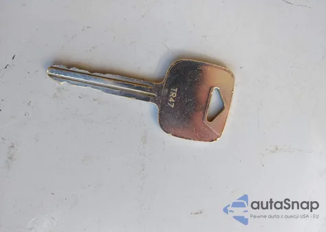 2001 Toyota Avalon Xl z USA, uszkodzony, nr VIN 4T1BF28B91U148985